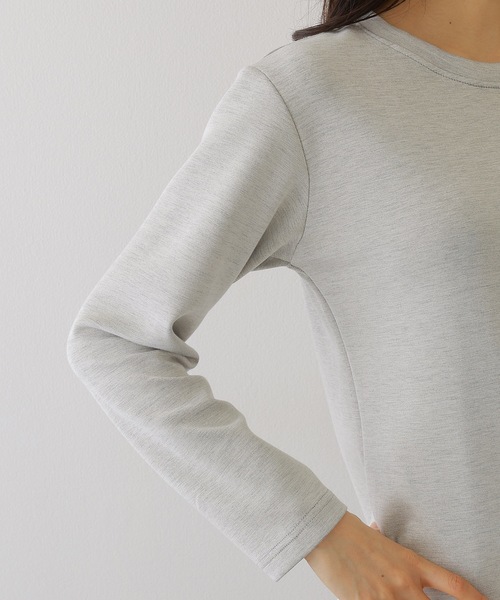 DAYRA(デイラ)の「ソリッドカラー クルーネック 長袖 ベーシック プルオーバー(Tシャツ/カットソー・レディース・モカ/ネイビー/グレー/ブラック/グレイッシュベージュ/ホワイト/ライトグレー・M/XL)」の13枚目の写真