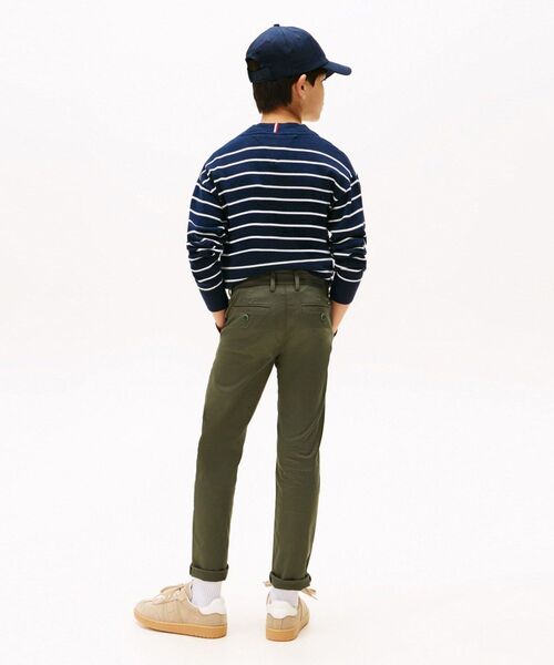 TOMMY HILFIGER(トミーヒルフィガー)の「BOYS 1985チノパンツ(チノパンツ・キッズ・ネイビー/グリーン・150cm/160cm/140cm/130cm)」の4枚目の写真