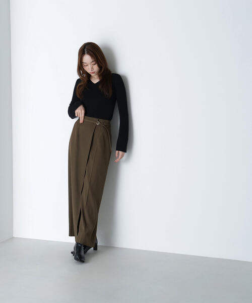 NATURAL BEAUTY BASIC（ナチュラルビューティーベーシック）の「◇ニュアンスネックフレアスリーブニット（ニット/セーター・レディース・グレー系その他/ブラック/レッド・FREE）」の5枚目の写真