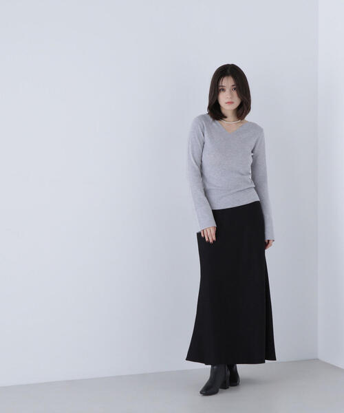 NATURAL BEAUTY BASIC（ナチュラルビューティーベーシック）の「◇ニュアンスネックフレアスリーブニット（ニット/セーター・レディース・グレー系その他/ブラック/レッド・FREE）」の14枚目の写真