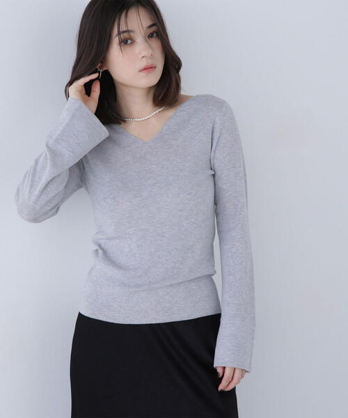 NATURAL BEAUTY BASIC（ナチュラルビューティーベーシック）の「◇ニュアンスネックフレアスリーブニット（ニット/セーター・レディース・グレー系その他/ブラック/レッド・FREE）」の15枚目の写真