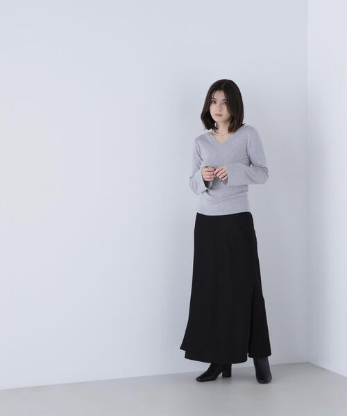 NATURAL BEAUTY BASIC（ナチュラルビューティーベーシック）の「◇ニュアンスネックフレアスリーブニット（ニット/セーター・レディース・グレー系その他/ブラック/レッド・FREE）」の18枚目の写真