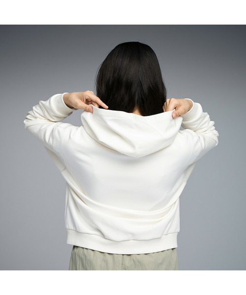 PUMA（プーマ）の「PUMA プーマ ウィメンズ ESS MX リラックスド フルジップ スウェット（パーカー・レディース・ライトグレー/オフホワイト・LARGE/X-LARGE/MEDIUM/SMALL）」の3枚目の写真