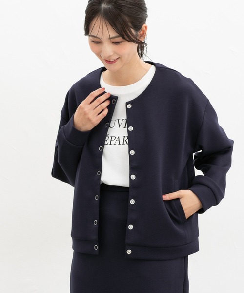 Honeys(ハニーズ)の「ドット釦クルーカーデ(カーディガン/ボレロ・レディース・グレイッシュベージュ/ブラック/ブルーグリーン/ネイビー/モカ・L/LL/M)」の10枚目の写真