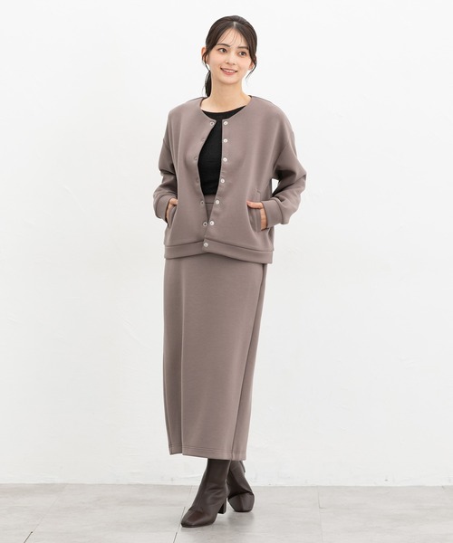 Honeys(ハニーズ)の「ドット釦クルーカーデ(カーディガン/ボレロ・レディース・グレイッシュベージュ/ブラック/ブルーグリーン/ネイビー/モカ・L/LL/M)」の14枚目の写真