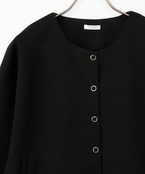 Honeys(ハニーズ)の「ドット釦クルーカーデ(カーディガン/ボレロ・レディース・グレイッシュベージュ/ブラック/ブルーグリーン/ネイビー/モカ・L/LL/M)」の19枚目の写真