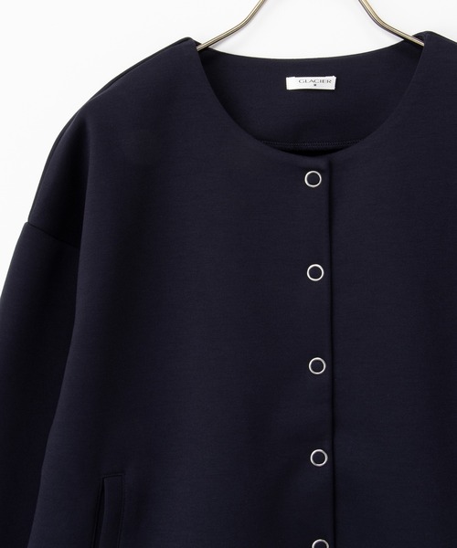 Honeys(ハニーズ)の「ドット釦クルーカーデ(カーディガン/ボレロ・レディース・グレイッシュベージュ/ブラック/ブルーグリーン/ネイビー/モカ・L/LL/M)」の21枚目の写真