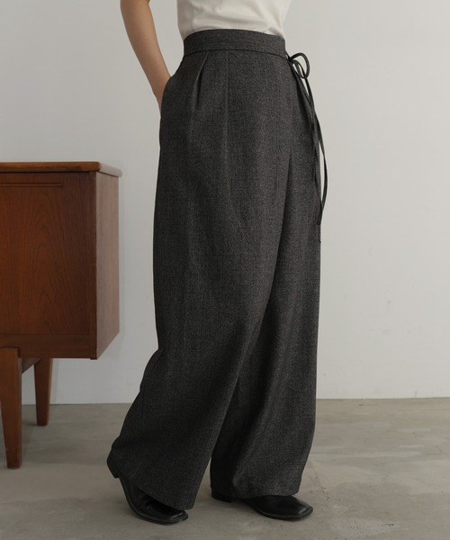 hellam（へラム）の「チェックラップタックパンツ（その他パンツ・レディース・ブラック/ブラウン/ベージュ・FREE）」の8枚目の写真