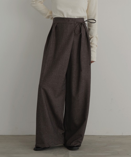 hellam（へラム）の「チェックラップタックパンツ（その他パンツ・レディース・ブラック/ブラウン/ベージュ・FREE）」の15枚目の写真
