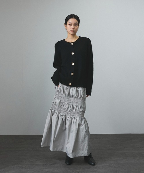 SALON adam et rope'（サロン アダム エ ロペ）の「【WEB限定】2WAYニュアンスメタルボタンシャギークルーカーディガン 2 / 新色追加（カーディガン/ボレロ・レディース・ブラック/ダークブラウン/グレー/サックスブルー・FREE）」の21枚目の写真