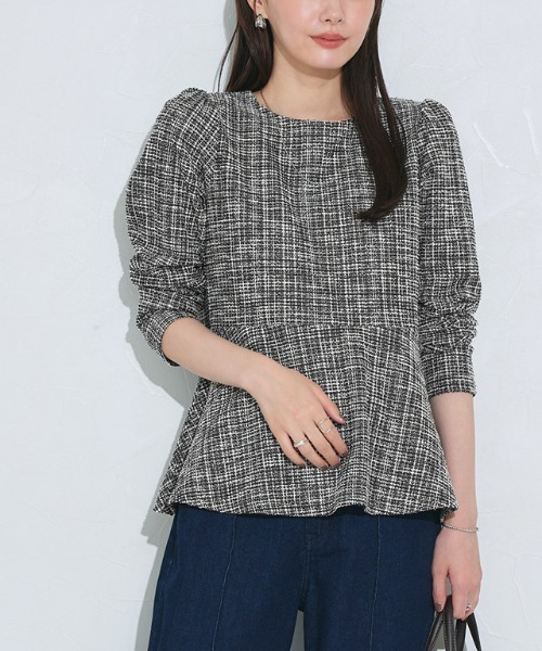 Pierrot（ピエロ）の「ツイードペプラムカットソー（Tシャツ/カットソー・レディース・ベージュ/ブラック/ブルー・L/M）」の4枚目の写真