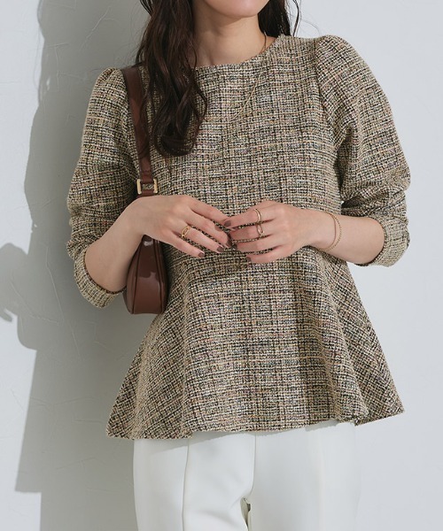 Pierrot（ピエロ）の「ツイードペプラムカットソー（Tシャツ/カットソー・レディース・ベージュ/ブラック/ブルー・L/M）」の5枚目の写真