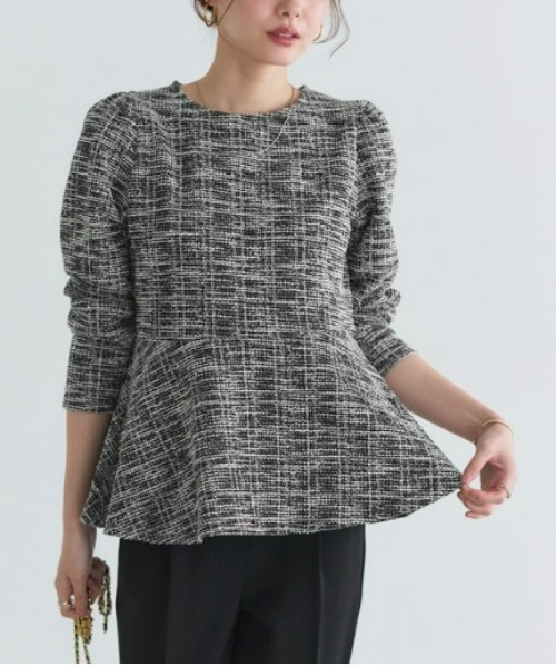 Pierrot（ピエロ）の「ツイードペプラムカットソー（Tシャツ/カットソー・レディース・ベージュ/ブラック/ブルー・L/M）」の9枚目の写真