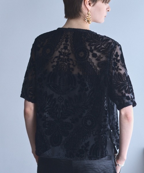 Muel Chic(ミュエルシック)の「Leaf sheer cardigan リーフシアカーディガン(カーディガン/ボレロ・レディース・マルーン/マスタード/ベージュ/ブラック・FREE)」の12枚目の写真