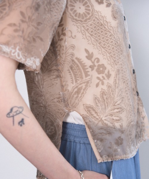 Muel Chic(ミュエルシック)の「Leaf sheer cardigan リーフシアカーディガン(カーディガン/ボレロ・レディース・マルーン/マスタード/ベージュ/ブラック・FREE)」の21枚目の写真