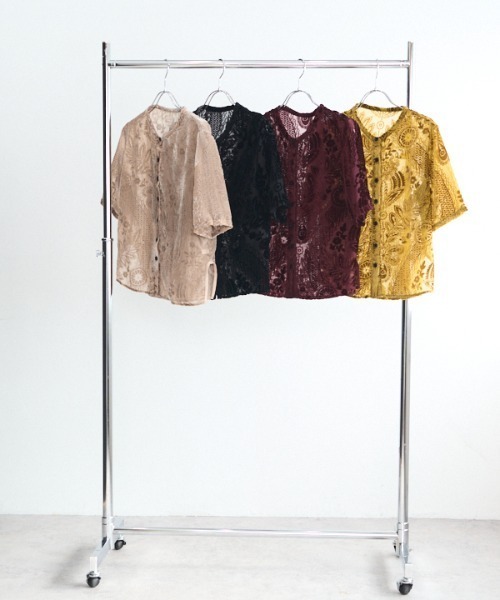 Muel Chic(ミュエルシック)の「Leaf sheer cardigan リーフシアカーディガン(カーディガン/ボレロ・レディース・マルーン/マスタード/ベージュ/ブラック・FREE)」の5枚目の写真