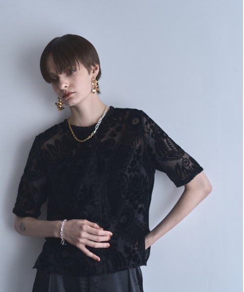 Muel Chic(ミュエルシック)の「Leaf sheer cardigan リーフシアカーディガン(カーディガン/ボレロ・レディース・マルーン/マスタード/ベージュ/ブラック・FREE)」の8枚目の写真