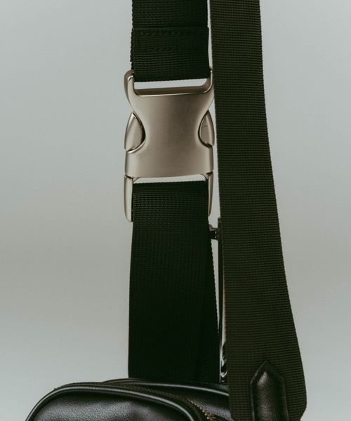 Knuth Marf（クヌースマーフ）の「【Knuth Marf】two-pocket mini bag