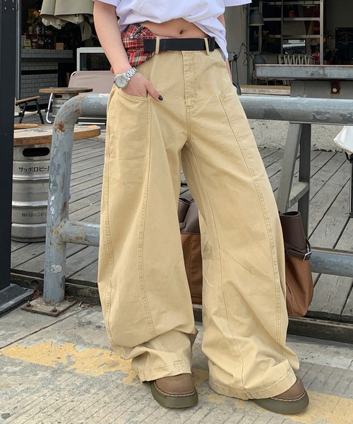 HALEY PESCA（ヘーリーペスカ）の「HALEY PESCA/ワイドレッグ　バギーシルエットパンツ（その他パンツ・レディース・ベージュ/ブラック・MEDIUM/SMALL）」の9枚目の写真