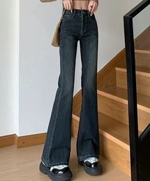 美脚ストレッチフレアブーツカットデニムパンツ
