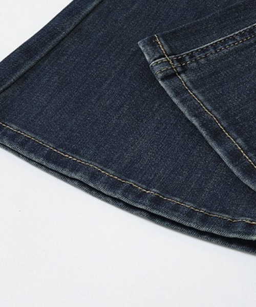 Teem Store（チームストア）の「美脚ストレッチフレアブーツカットデニムパンツ（デニムパンツ・レディース・ブルー/ブラック・M/L）」の7枚目の写真