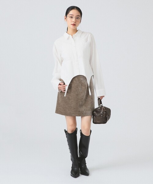 Ray BEAMS（レイビームス）の「ガーターベルト シャツ（シャツ/ブラウス・レディース・ライトグレー・ONE SIZE）」の2枚目の写真