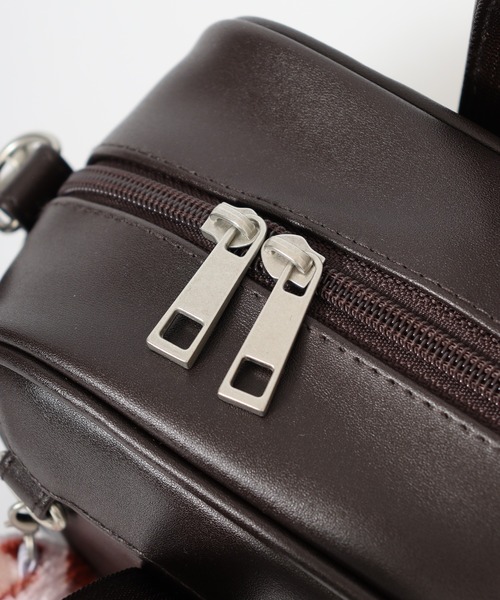 sanrio（サンリオ）の「RBｻﾝﾘｵ合皮ﾏｲﾒﾛｽｸﾊﾞ風ｼｯﾎﾟ付2WAYSD（ショルダーバッグ・キッズ・ブラック/ブラウン・FREE）」の7枚目の写真