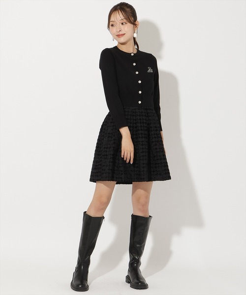 AND COUTURE(アンドクチュール)の「刺繍クルーネックカーディガン(カーディガン/ボレロ・レディース・キャメル/ボルドー/グレー/ブラック・FREE)」の9枚目の写真