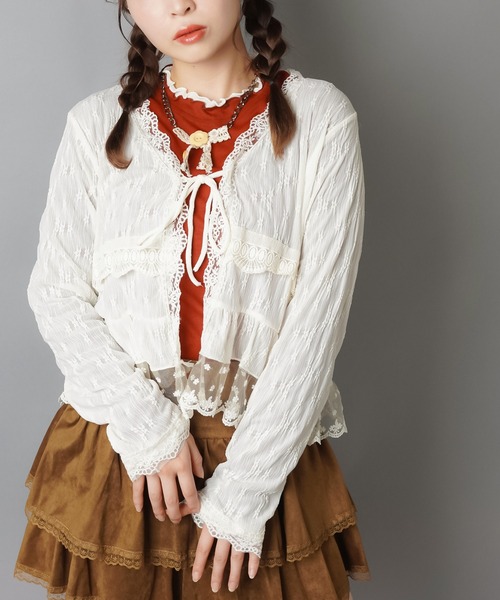 SPINNS(スピンズ)の「レースボレロカーディガン/2段/NEO森ガール(カーディガン/ボレロ・レディース・アイボリー・ONESIZE)」の7枚目の写真