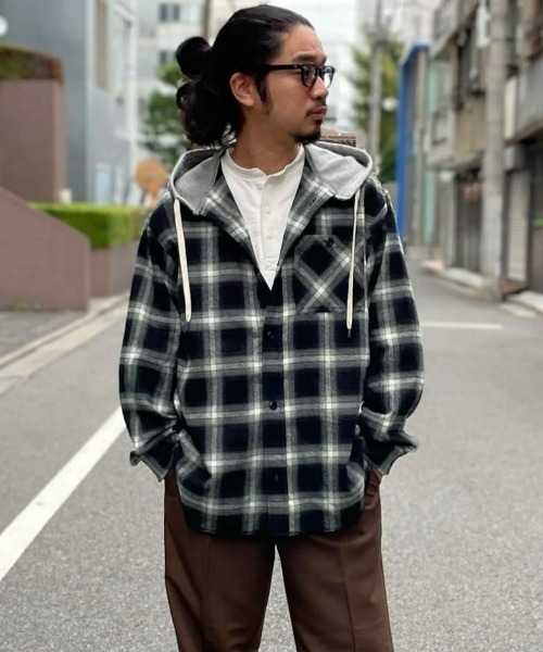 未使用美品！Back Number オンブレ チェック ボードシャツ ブラック BACK NUMBER（バックナンバー）の「【BACK NUMBER】オンブレチェック