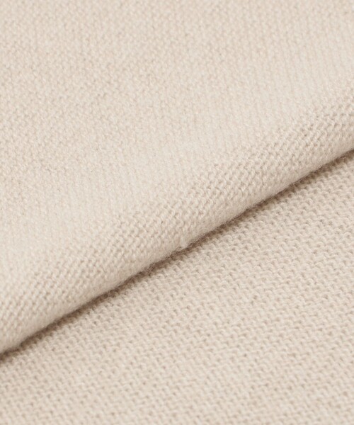 UNITED ARROWS（ユナイテッドアローズ）の「カシミヤ ニット ストール（ストール/ショール・レディース・グレー系/ブラック/ダークブラウン/レッド/ベージュ・FREE）」の16枚目の写真