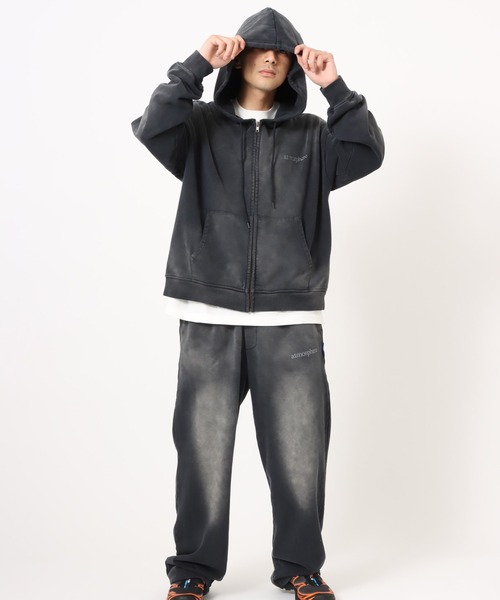 atmos(アトモス)の「atmos Fade Color Zip-up Hooded Sweatshirt / アトモス フェード カラー ジップアップ フーデッド スウェットシャツ(パーカー・メンズ・ベージュ/ブラック/ブルー・M/L/XL)」の9枚目の写真
