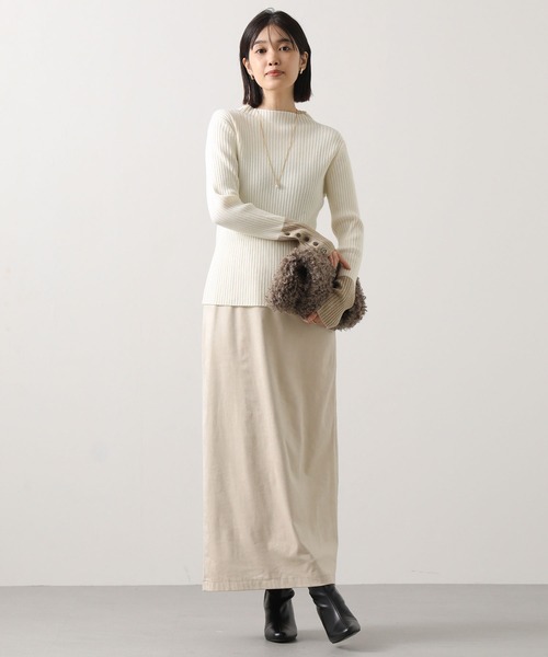 Gready Brilliant（グレディブリリアン）の「リブボトルネック袖バイカラー（ニット/セーター・レディース・グレー系/ホワイト系/ブラック×グレー/ベージュ系その他/ブラック×ホワイト・FREE）」の6枚目の写真