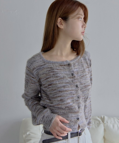 UNE MANSION（ユヌマンション）の「ミックススクエアネックアンゴラぼかしカーディガンニット（カーディガン/ボレロ・レディース・グレー系その他/ブラック系その他/ブルー系その他・FREE）」の3枚目の写真