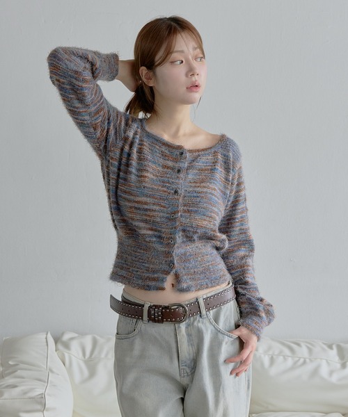 UNE MANSION（ユヌマンション）の「ミックススクエアネックアンゴラぼかしカーディガンニット（カーディガン/ボレロ・レディース・グレー系その他/ブラック系その他/ブルー系その他・FREE）」の6枚目の写真