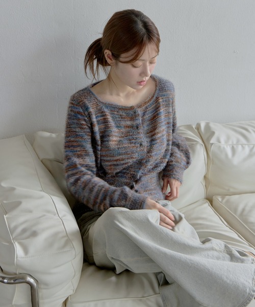 UNE MANSION（ユヌマンション）の「ミックススクエアネックアンゴラぼかしカーディガンニット（カーディガン/ボレロ・レディース・グレー系その他/ブラック系その他/ブルー系その他・FREE）」の9枚目の写真