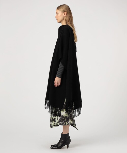 BY MALENE BIRGER(バイマレーネビルガー)の「BY MALENE BIRGER TURTLO フリンジケープ(ポンチョ・レディース・ブラック・FREE)」の3枚目の写真