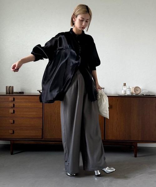 CFT.（シフト）の「ウルウルサテンビッグシャツ（シャツ/ブラウス・レディース・ブラック・FREE）」の9枚目の写真