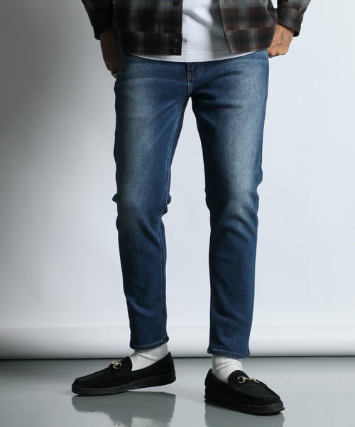 The DUFFER of ST.GEORGE(ザダファーオブセントジョージ)の「FLEECE LINING STRETCH DENIM:裏起毛 ストレッチ スリムジーンズ(デニムパンツ・メンズ・ダークインディゴブルー/グレー・MEDIUM/SMALL/X-LARGE/LARGE)」の2枚目の写真