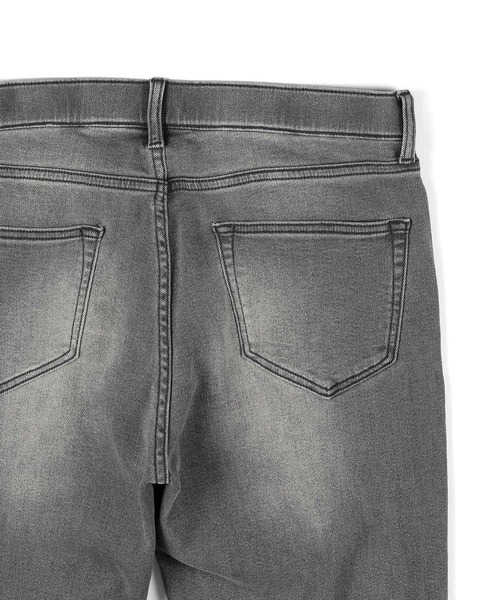 The DUFFER of ST.GEORGE(ザダファーオブセントジョージ)の「FLEECE LINING STRETCH DENIM:裏起毛 ストレッチ スリムジーンズ(デニムパンツ・メンズ・ダークインディゴブルー/グレー・MEDIUM/SMALL/X-LARGE/LARGE)」の5枚目の写真