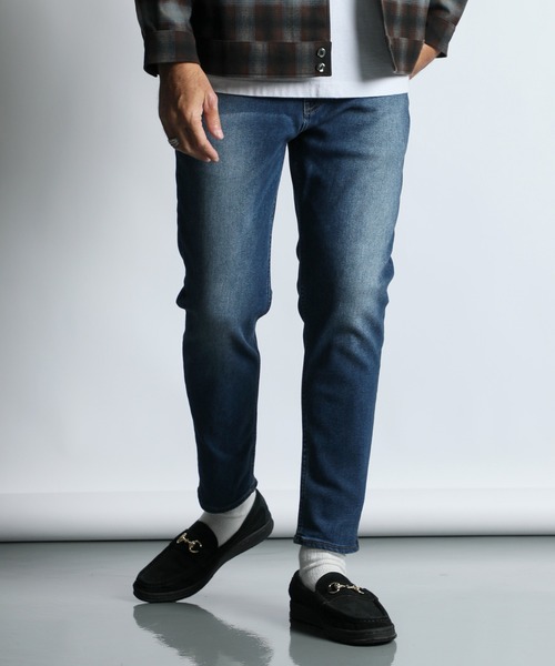 The DUFFER of ST.GEORGE(ザダファーオブセントジョージ)の「FLEECE LINING STRETCH DENIM:裏起毛 ストレッチ スリムジーンズ(デニムパンツ・メンズ・ダークインディゴブルー/グレー・MEDIUM/SMALL/X-LARGE/LARGE)」の16枚目の写真