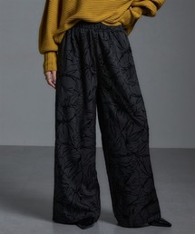 Soiunique（スワユニーク）の「フロッキー加工総柄ワイドパンツ ［Soiunique］（その他パンツ）」