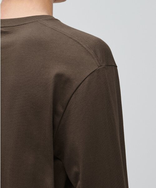 MUSINSA STANDARD（ムシンサスタンダード）の「ベーシック長袖Tシャツ[ブラウン]（Tシャツ/カットソー・メンズ・その他・SMALL/MEDIUM/XXX-LARGE/XX-LARGE/X-LARGE）」の5枚目の写真