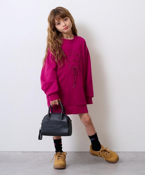 X-girl Stages（エックスガールステージス）の「ロゴ型押し合皮ショルダーバッグ（ショルダーバッグ・キッズ・ブラック/キャメル・F）」の3枚目の写真