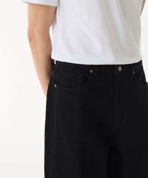 MUSINSA STANDARD（ムシンサスタンダード）の「ビッグワイドデニムパンツ[ブラック]（デニムパンツ・メンズ・その他・26/27/28/29/30/31/32/33/34/36/38/40/42）」の4枚目の写真