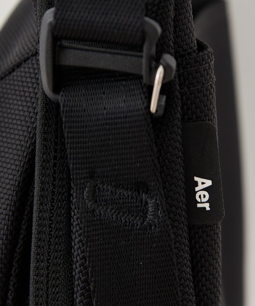 Aer（エアー）の「[AER/エアー] STREET SLING ショルダーバッグ（ショルダーバッグ・メンズ・ブラック・ONE SIZE）」の17枚目の写真