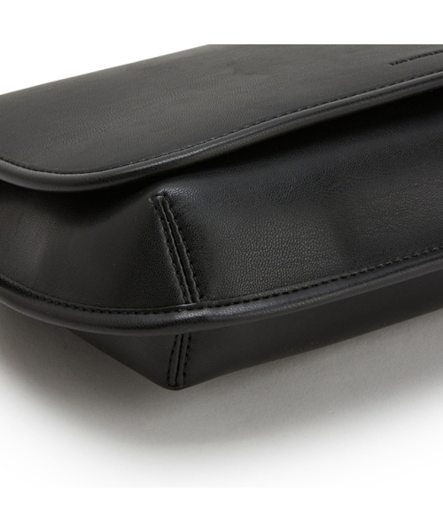 LAP(ラップ)の「FLAP MESSENGER BAG AR7AB248(メッセンジャーバッグ・レディース・ブラック/アイボリー・FREE)」の5枚目の写真