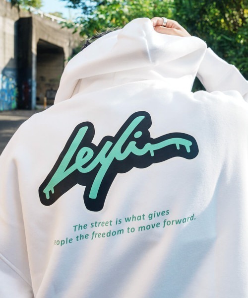 Leyline(レイライン)の「【Leyline】Tagging logo parka(パーカー・メンズ・ブラック/ホワイト・XL/L)」の2枚目の写真