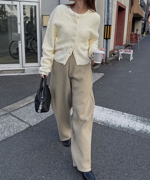 nananamoe(ナナナモエ)の「round silhouette whole garment knit(ニット/セーター・レディース・グレー/アイボリー/レッド・FREE)」の6枚目の写真