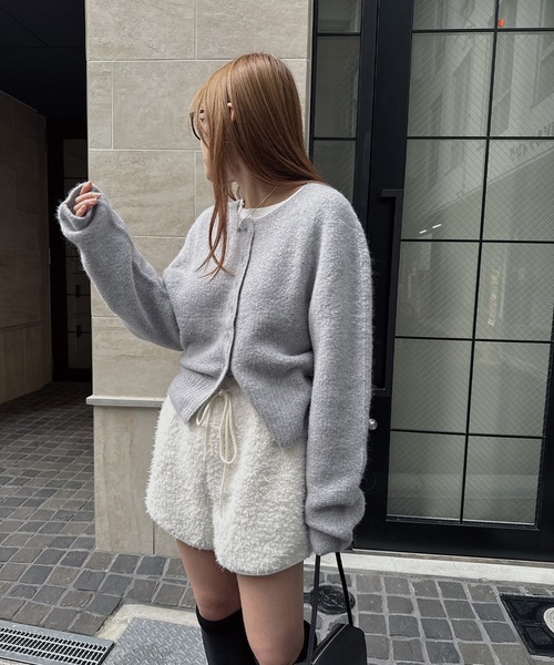 nananamoe(ナナナモエ)の「round silhouette whole garment knit(ニット/セーター・レディース・グレー/アイボリー/レッド・FREE)」の13枚目の写真